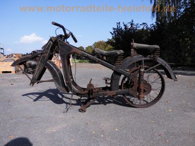 Puch_200_Oldtimer-Wrack_Bj__ca__1938_6PS_Doppelkolben-Motor_-_wie_Puch_125_150_175_220_250_350_SV_SGS_TL_TF_4.jpg