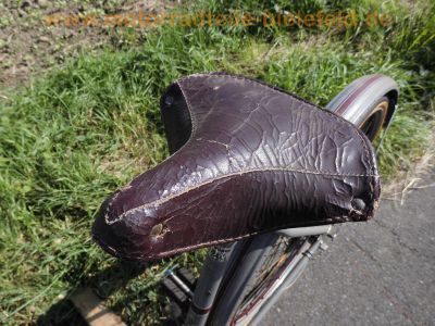 Victoria_Oldtimer_Fahrrad_f__Hilfsmotor_mit_Riemenantrieb_Originallack_21.jpg