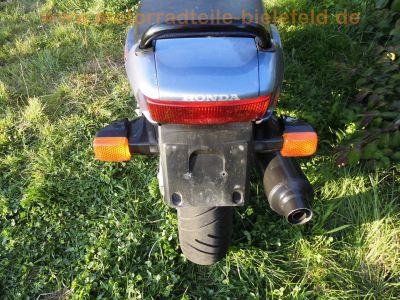 Honda_CBR_600_F_F2_PC25_hellblau_sehr_gepflegt_26tkm_-_wie_PC31__54.jpg