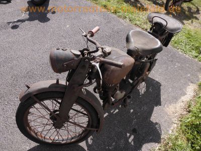 Puch_125_T_Bj__1949_Doppelkolben-Motor_-_no_Puch_R_M_125_150_175_200_250_SV_SGS_TL_TF_102.jpg