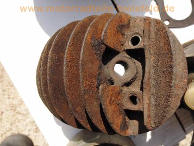 Puch_200_Doppelkolben-Motor_Zylinder_Kolben_Zylinderkopf_Zuendung_Lichtmaschine_-_wie_Puch_R_M_125_150_175_200_250_9.jpg
