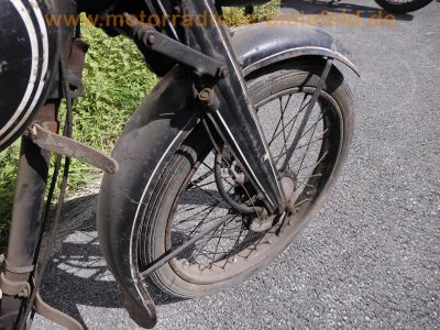 DKW_RT_125_W_aus_1950_-_wie_Auto_Union_IFA_MZ_RT_125_150_ES_DKW_RT_100_NSU_FOX_57.jpg