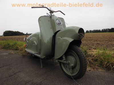 Röhr_Rolletta_200_Roller_Bj__1954_-_kein_Eichler_Kroboth_Heinkel_FAKA_Zündapp_Messerschmitt_Bajaj_24.jpg