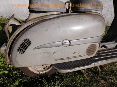 Röhr_Rolletta_200_Roller_aus_1954_restauriert_-_kein_Eichler_Kroboth_Heinkel_FAKA_Zündapp_Messerschmitt_Bajaj_80.jpg