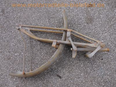 NSU_Oldtimer_Trapez-Gabel_Kotfluegel_Schwinge_etc__25.jpg