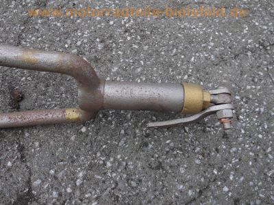 Mix_Oldtimer-Teile_Sattel_Gabeln_Schwingen_Auspuff_etc__12.jpg