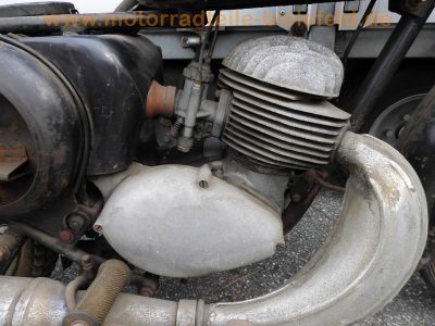 Triumph_CORNET_II_200_Bj__1956_-_wie_Contessa_B_BD_BDG_125_250_BOSS_350_29.jpg