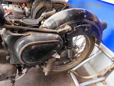 Triumph_CORNET_II_200_Bj__1956_-_wie_Contessa_B_BD_BDG_125_250_BOSS_350_36.jpg