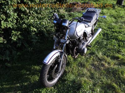 Suzuki_GS_850_G_Kardan_EZ_1985_59kW_Krauser-Koffertraeger_-_wie_GS_550_650_750_1000_1100_E_M_G_61.jpg