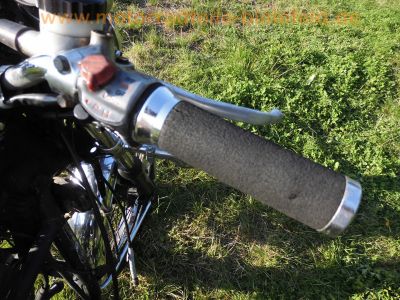 Honda_CB_750_Four_K7_rolling_chassis_o__Motor_EZ1980_49kW_Café-Racer_Sitzbank_HAGON-Federbeine_100.jpg