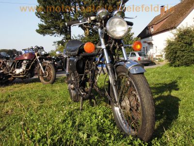 Honda_CB_750_Four_K7_rolling_chassis_o__Motor_EZ1980_49kW_Café-Racer_Sitzbank_HAGON-Federbeine_25.jpg