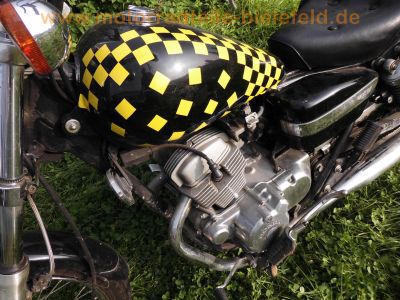Honda_CA_125_Rebel_JC24_Chopper_Hoch-Lenker_Stahlflex_Sissy-Bar_Satteltaschen_88.jpg