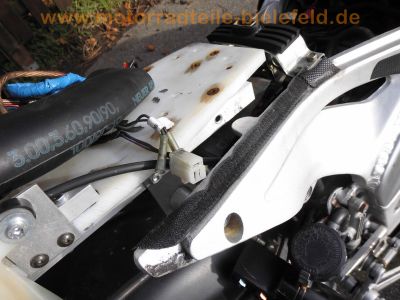 Yamaha_FZR_1000_3LE_EXUP_94_Fox_Eyes_6-Kolben-Bremse_Mono-Hoeckersitz_ABM-Rasten_Remus-Phoenix_Auspuff_-_wie_YZF_600_750_1000_R_116_.jpg