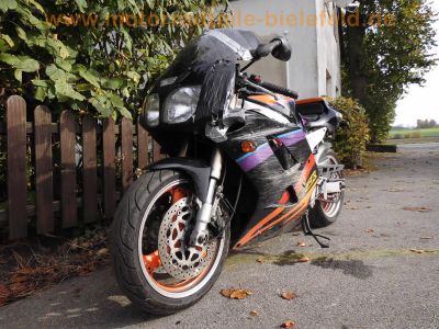 Yamaha_FZR_1000_3LE_EXUP_94_Fox_Eyes_6-Kolben-Bremse_Mono-Hoeckersitz_ABM-Rasten_Remus-Phoenix_Auspuff_-_wie_YZF_600_750_1000_R_2_.jpg