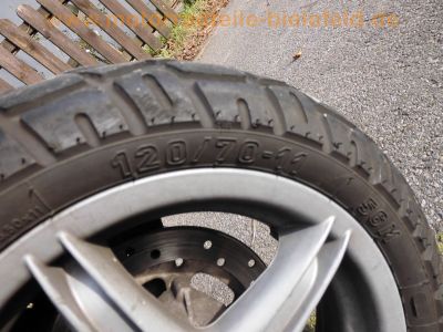 Piaggio_GT_250_Hexagon_4-Takt_Touren-Roller_mit_Motor_MF02E_aus_Honda_CN_250_Helix_-_wie_Hexagon_GT_GTX_LX_LXT_RST_EX__125_150_180_63_.jpg