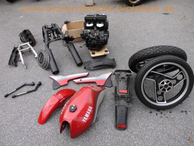 Yamaha_XJ_600_3KM_rot-metallic_original_Ersatz-Teile_spare-parts_Motor_Lacksatz_-_wie_3KN_51J_52.jpg