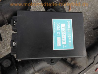 Yamaha_XJ_600_3KM_rot-metallic_original_Ersatz-Teile_spare-parts_Motor_Lacksatz_-_wie_3KN_51J_53.jpg