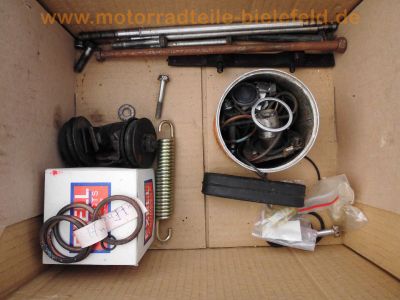 Honda_CB500Four_Ersatzteile_Motor_Zylinderkopf_Pleuel_Zylinder_Kolben_Getriebe_Dichtsatz_8.jpg