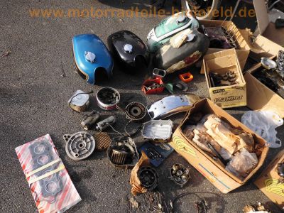 Honda_CB_500_Four_Konvolut_3x_Ersatzteile_spare-parts_-_wie_CB_350_400_500_550_750_F_Four_227.jpg