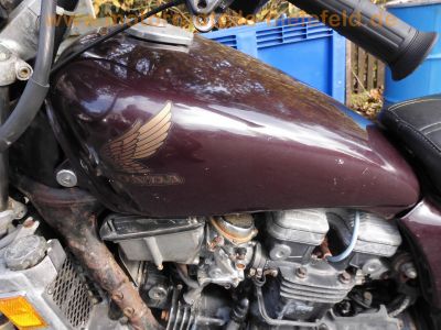 Honda_VF_750_C_V45_Magna_RC09_lila_rostig_Konis_Mecadapo_Auspuff_-_wie_VF_500_700_1100_F_S_C_RC21_RC07_64.jpg