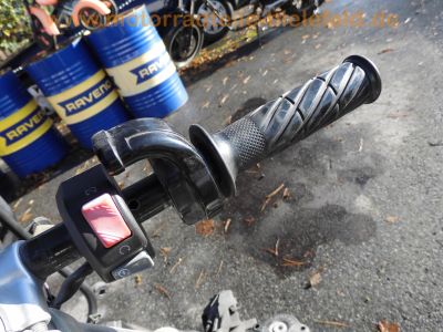 Yamaha_TRX_850_4UN_nackt_mit_AT-Motor_R1-Bremsanlage_Rahmen_Gabel_Räder_Cockpit_3.jpg