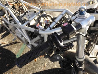 Yamaha_TRX_850_4UN_nackt_mit_AT-Motor_R1-Bremsanlage_Rahmen_Gabel_Räder_Cockpit_66.jpg