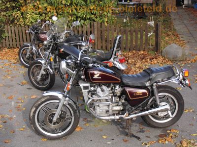 Honda_V45_US-Magna_VF_750_C_RC07_wie_RC09_schwarz_Scheibe_hohe_Sissy-Bar_kurze_Chrom-Fender_40.jpg