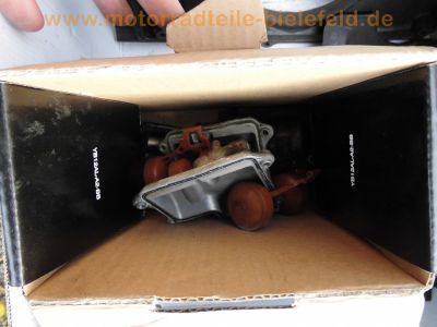 Honda_V45_US-Magna_VF_750_C_RC07_wie_RC09_schwarz_Scheibe_hohe_Sissy-Bar_kurze_Chrom-Fender_56.jpg