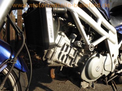 Hyosung_GT_650_NAKED_V2-Sportler_78PS_-_wie_Suzuki_SV_650_11_19.jpg