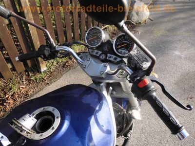 Hyosung_GT_650_NAKED_V2-Sportler_78PS_-_wie_Suzuki_SV_650_11_36.jpg