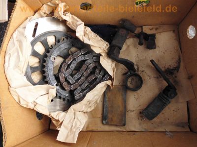 Yamaha_SR_500_48T_2J4_Ersatzteile-Konvolut_Motor_Neuteile_etc_-_wie_SR_XT_250_500_1U6_100.jpg