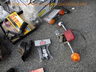 Yamaha_SR_500_48T_2J4_Ersatzteile-Konvolut_Motor_Neuteile_etc_-_wie_SR_XT_250_500_1U6_125.jpg