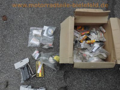 Yamaha_SR_500_48T_2J4_Ersatzteile-Konvolut_Motor_Neuteile_etc_-_wie_SR_XT_250_500_1U6_23.jpg