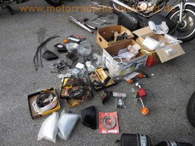 Yamaha_SR_500_48T_2J4_Ersatzteile-Konvolut_Motor_Neuteile_etc_-_wie_SR_XT_250_500_1U6_77.jpg