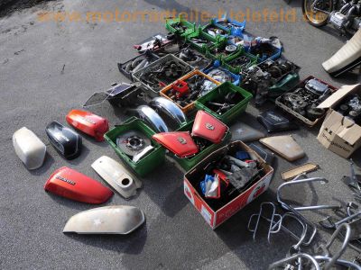 Honda_GL1000_Goldwing_schwarz_GL1_rolling_Chassis_EZ1977_KONI_VETTER_Windjammer_103.jpg