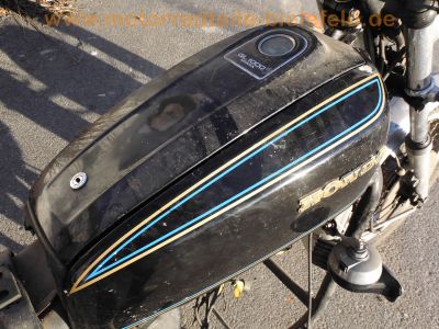 Honda_GL1000_Goldwing_schwarz_GL1_rolling_Chassis_EZ1977_KONI_VETTER_Windjammer_16.jpg