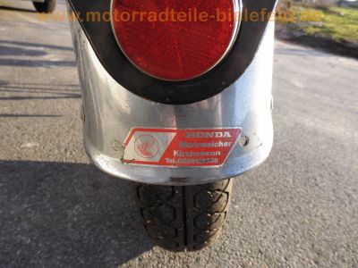 Honda_GL1000_Goldwing_schwarz_GL1_rolling_Chassis_EZ1977_KONI_VETTER_Windjammer_38.jpg