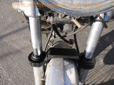 Honda_GL1000_LTD_rot_GL1_Goldwing_EZ1977_viel_Chrom_Extras_unverbastelt_20.jpg