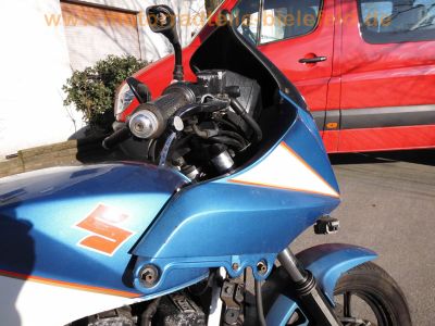 Suzuki_GSX_550_EF_Voll-Verkleidung_blau-weiss_GN71D_mit_4-1_Sport-Auspuff_motad_n-eta_e1_N5SF_-_wie_GSX_400_550_E_ES_56.jpg