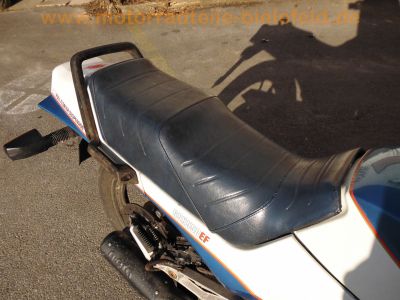 Suzuki_GSX_550_EF_Voll-Verkleidung_blau-weiss_GN71D_mit_4-1_Sport-Auspuff_motad_n-eta_e1_N5SF_-_wie_GSX_400_550_E_ES_68.jpg