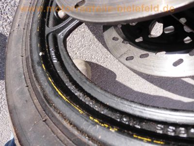 Suzuki_GSX_550_EF_Voll-Verkleidung_blau-weiss_GN71D_mit_4-1_Sport-Auspuff_motad_n-eta_e1_N5SF_-_wie_GSX_400_550_E_ES_76.jpg