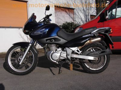 Suzuki_XF_650_FREEWIND_Reise-Enduro_blau_48PS_-_wie_DR650_RSE_DL_650_V-Strom_BMW_F650_Aprilia_Pegaso_650_1.jpg