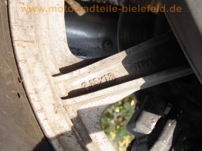 Yamaha_XS_360_1U4_mit_Gepaecktraeger_Chromfender_2x_Bremsscheibe_-_wie_XS_250_400_1U5_2A2_4G5_64.jpg