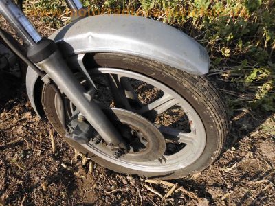 Yamaha_XS_360_1U4_mit_Gepaecktraeger_Chromfender_2x_Bremsscheibe_-_wie_XS_250_400_1U5_2A2_4G5_9.jpg