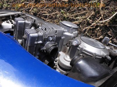 Yamaha_XJ_900_4BB_blau-weiss_Sturz_4-1_Auspuff_-_wie_XJ_650_700_750_F_31A_58L_3NG_2HL_4K0_41Y_11M_52.jpg