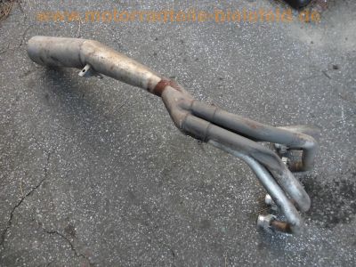 Yamaha_XJ_900_4BB_blau-weiss_Sturz_4-1_Auspuff_-_wie_XJ_650_700_750_F_31A_58L_3NG_2HL_4K0_41Y_11M_56.jpg