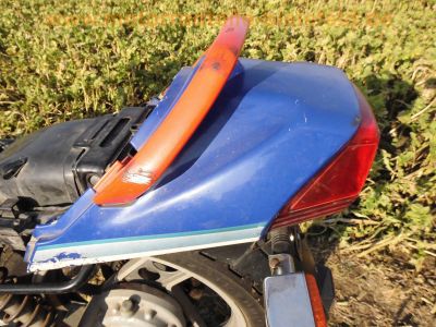 Yamaha_XJ_900_4BB_blau-weiss_Sturz_4-1_Auspuff_-_wie_XJ_650_700_750_F_31A_58L_3NG_2HL_4K0_41Y_11M_75.jpg