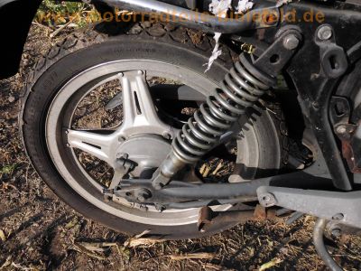 Honda_CB_400_N_Wrack_ohne_Motor_unfallfrei_Vergaser_Gabel_Lampe_Blinker_OK_-_wie_CB_CM_250_400_450_N_T_19.jpg