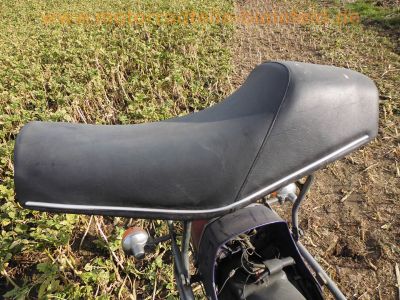 Honda_CX_500_lila_Ur-Guellepumpe_unfallfrei_Giuliari_Sport-Sitzbank_Gepaecktraeger_JAMA_Auspuff_-_wie_CX_400_500_650_E_C_PC01_PC06_80.jpg