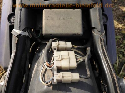 Honda_CX_500_lila_Ur-Guellepumpe_unfallfrei_Giuliari_Sport-Sitzbank_Gepaecktraeger_JAMA_Auspuff_-_wie_CX_400_500_650_E_C_PC01_PC06_81.jpg
